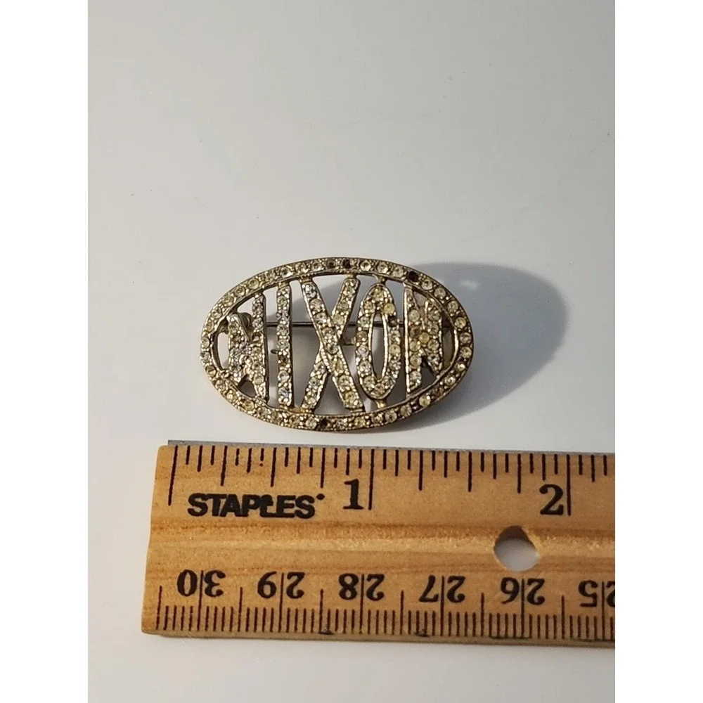 Vintage rhinestone NIXON presidential‎ campaign brooch pin